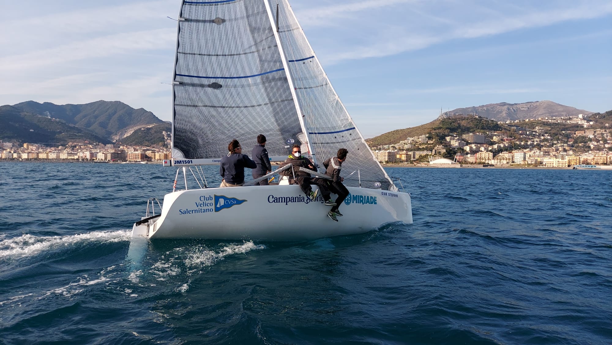 A scuola in barca a vela: sinergia tra Club Velico Salernitano, Liceo Severi e Gruppo Iovine